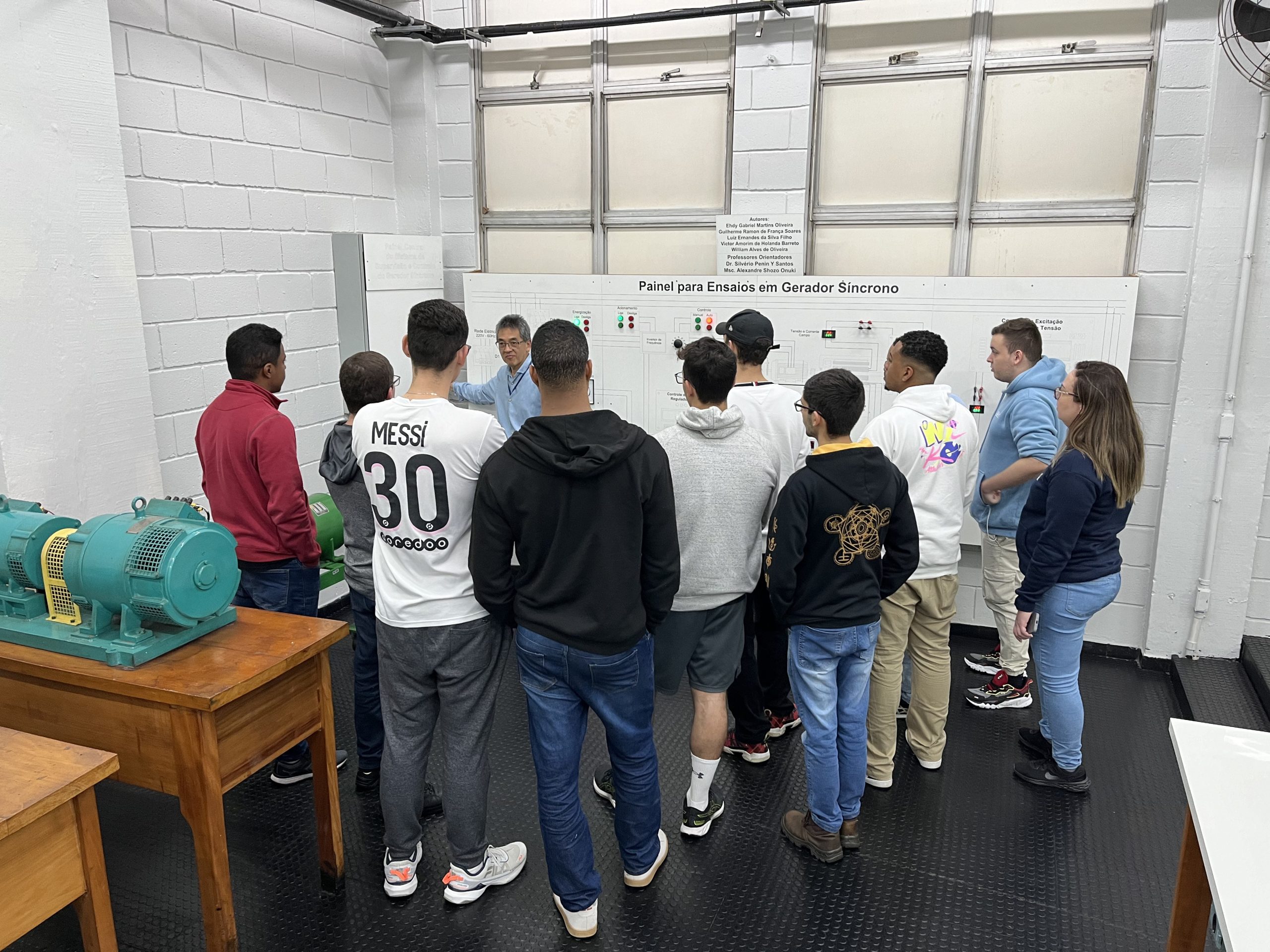 Os Laboratórios de Engenharia e Arquitetura​ da Unisanta oferecem infraestrutura avançada para ensino, pesquisa e elaboração de projetos.