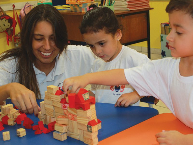 Conheça o curso de Pedagogia noturno da Unisanta com ensino de qualidade, boa infraestrutura e formação para o mercado.