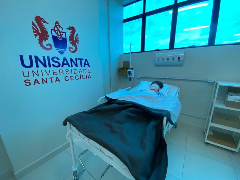 Conheça o curso de Enfermagem da Unisanta com ensino de qualidade, boa infraestrutura e formação para o mercado.