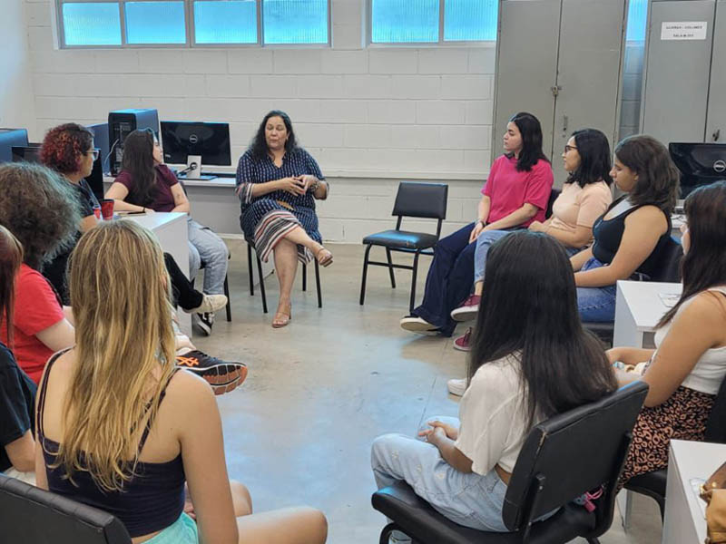 Conheça o curso de Publicidade e Propaganda matutino da Unisanta com ensino de qualidade, boa infraestrutura e formação para o mercado.