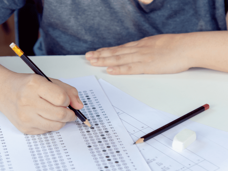 A Unisanta disponibiliza um teste vocacional gratuito para te ajudar a descobrir seus talentos e escolher o curso que mais combina com você.